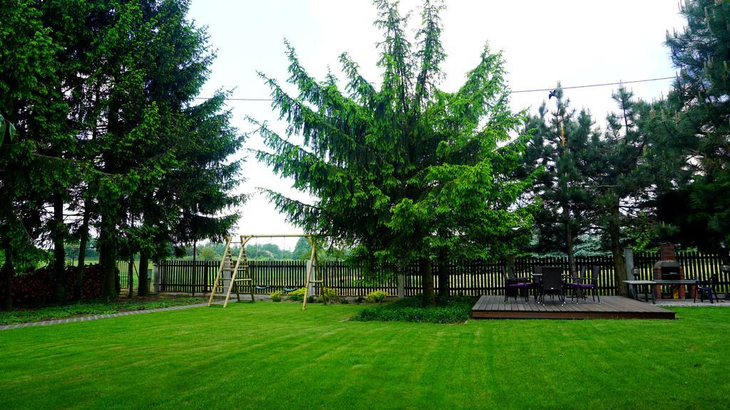 Swierkowe Zacisze Nałęczów エクステリア 写真